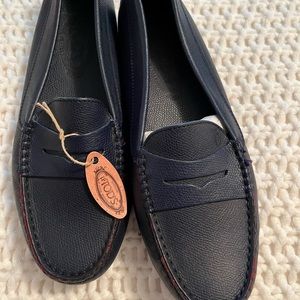 Tod’s Leather Driving loafer